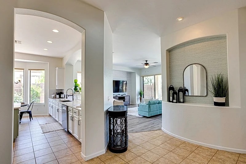 Golf Course Home w/ Sunset Views in Seville! in Gilbert, Arizona, United States — photo 4