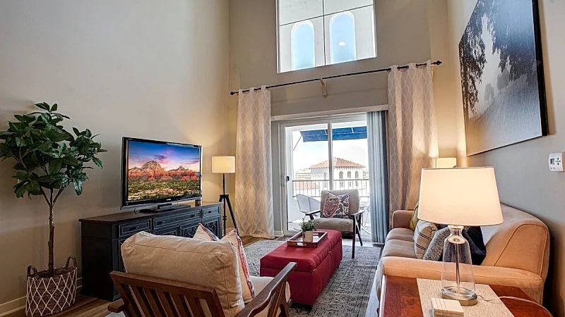 Penthouse The Cays! Resort Style Living in Ocotillo! in Chandler, Arizona, United States — photo 5