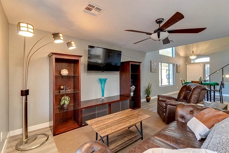 Heated Pool. Game Room- Location- Newly Remodeled! in Phoenix, Arizona, United States — photo 5