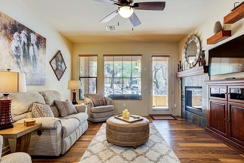 Luxurious Townhome in High Demand Grayhawk Area of Scottsdale! Golfers Paradise! in Scottsdale, Arizona, United States — photo 2