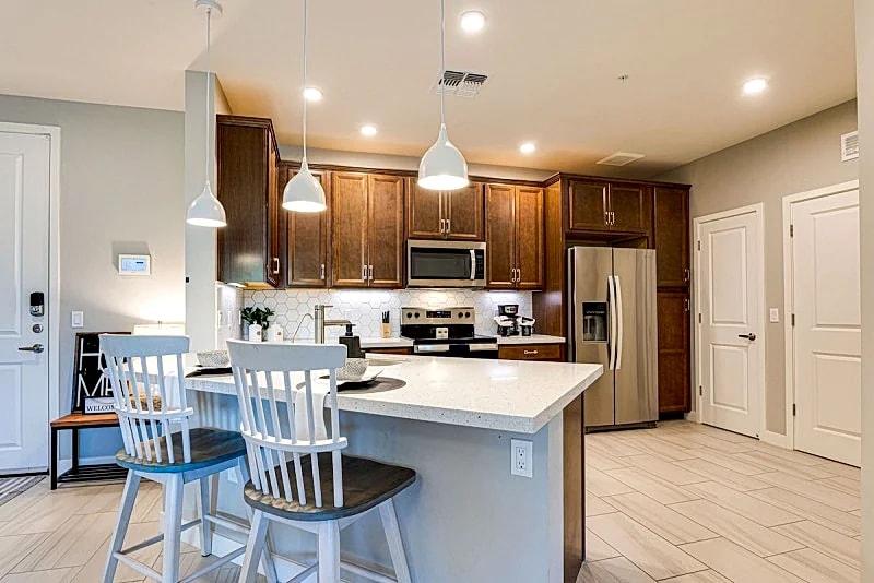 The Cays Resort Condo! Tons of Amenities! in Chandler, Arizona, United States — photo 3