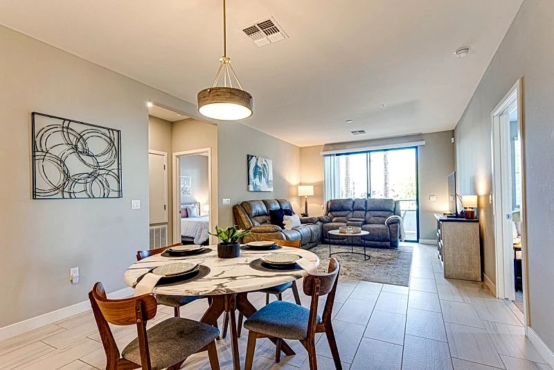 The Cays Resort Condo! Tons of Amenities! in Chandler, Arizona, United States — photo 4