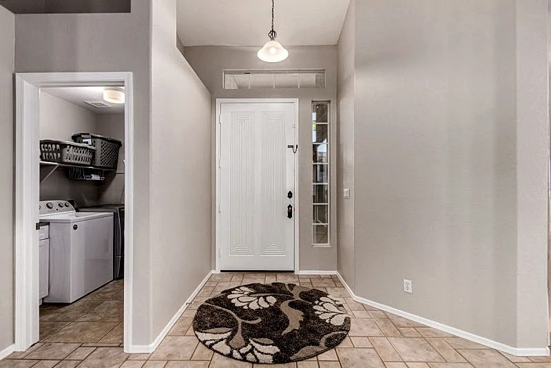 Refreshing Gilbert Pool Home! Sleeps 8! Family Fun! in Gilbert, Arizona, United States — photo 3