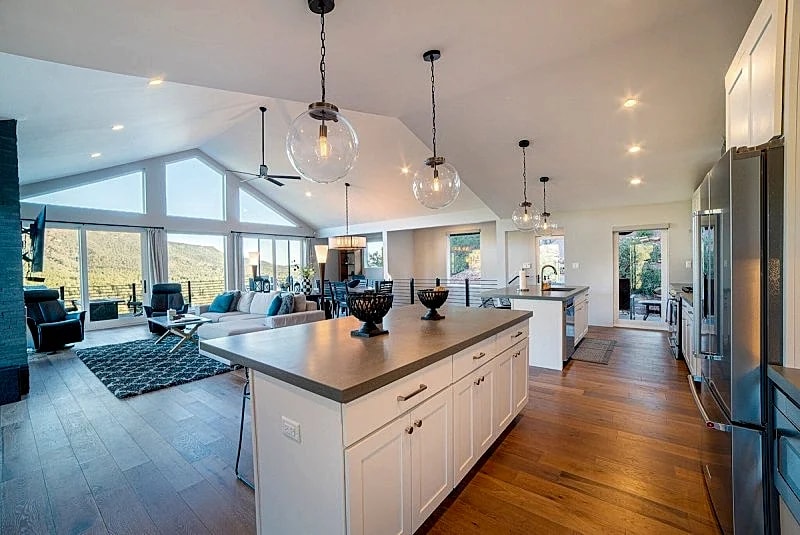 VIEWS! Custom Modern Mountain Home with Breathtaking Views! in Pine, Arizona, United States — photo 2