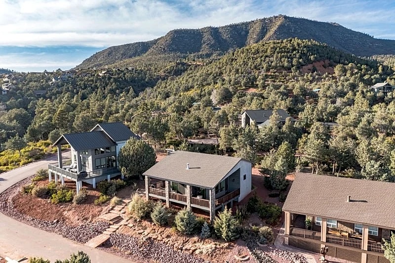 Modern Cabin with Forest Views in Pine's Exclusive Woodshire in Pine, Arizona, United States — photo 5