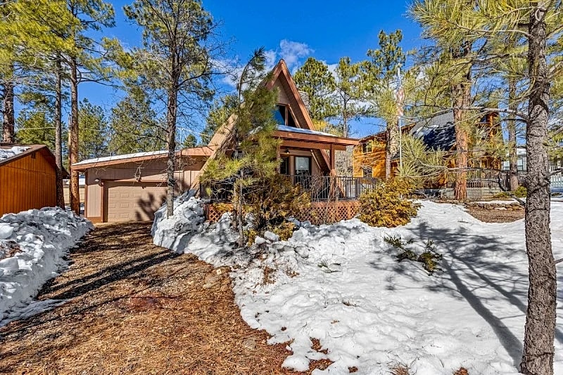 A-Frame in the Pines – Flagstaff Adventure Base in Munds Park, Arizona, United States — photo 2
