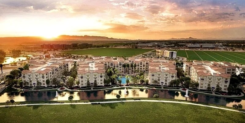 Cays Rental w/ Golf Moments Away! 30 Night Min! in Chandler, Arizona, United States — photo 5