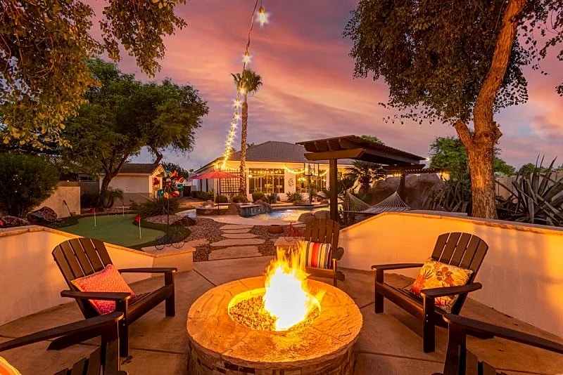 Dream Vacation Heated Pool Oasis! Sleeps 10 in Chandler, Arizona, United States — photo 4