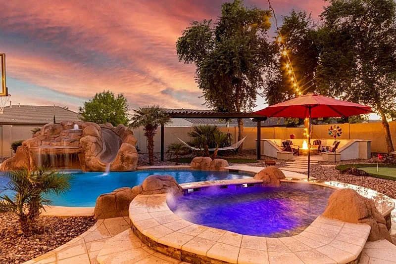 Dream Vacation Heated Pool Oasis! Sleeps 10 in Chandler, Arizona, United States — photo 2