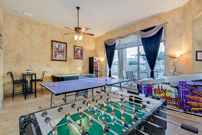 Dream Vacation Heated Pool Oasis! Sleeps 10 in Chandler, Arizona, United States — photo 5