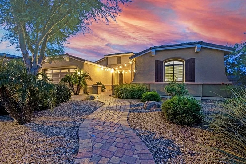 Heated Pool & Spa! Resort Backyard. in Chandler, Arizona, United States — photo 4