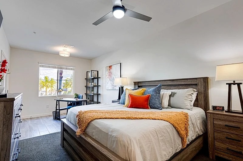 Cays Resort Condo in Desirable Chandler. Amenities. Heated Resort Pool in Chandler, Arizona, United States — photo 3