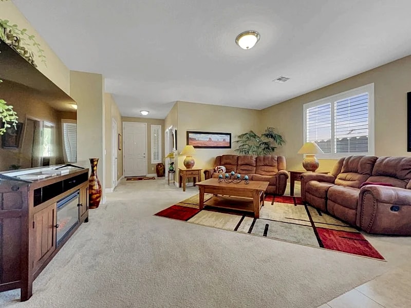 Perfect Retreat! 30 Nights Min! Raised Hot Tub With Views! in San Tan Valley, Arizona, United States — photo 3