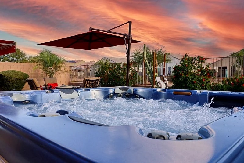 Perfect Retreat! 30 Nights Min! Raised Hot Tub With Views!