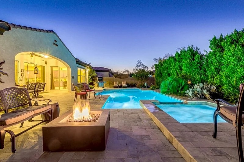 Legacy Sport Complex, Heated Pool, Spa, and Firepit! in Queen Creek, Arizona, United States — photo 2