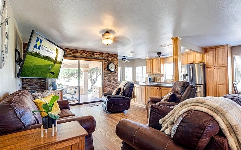 55+ Fountain of the Sun Single Story Townhome. Golf Views! in Mesa, Arizona, United States — photo 5