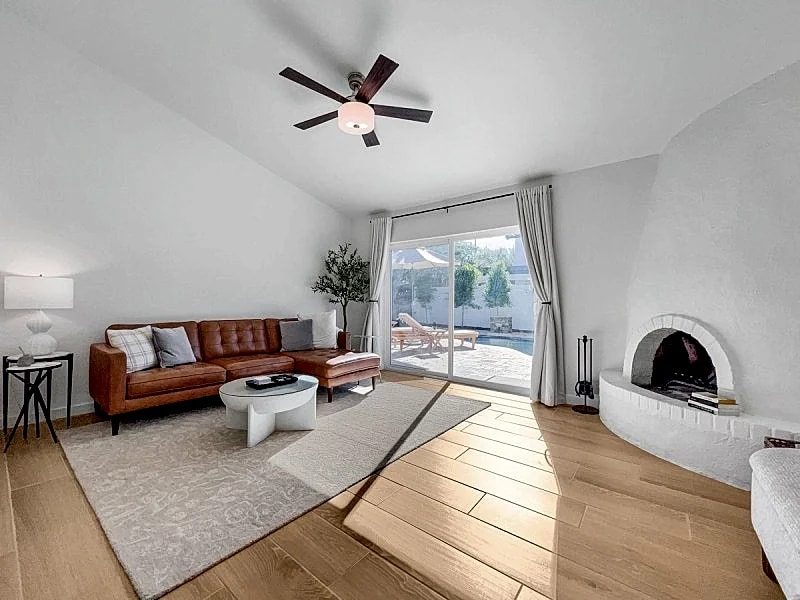 Fireplace- Elegance- Comfort- Location!