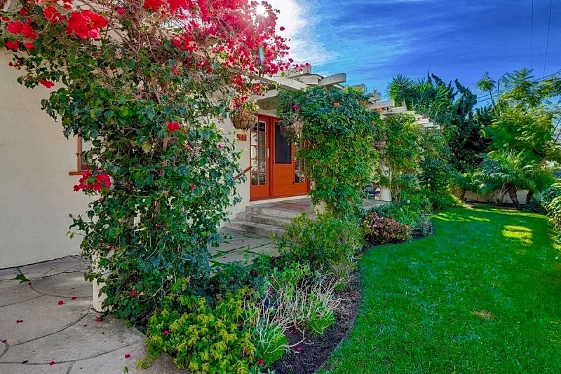 Bettes Beach House - Walk to Windansea Beach in California, United States — photo 4