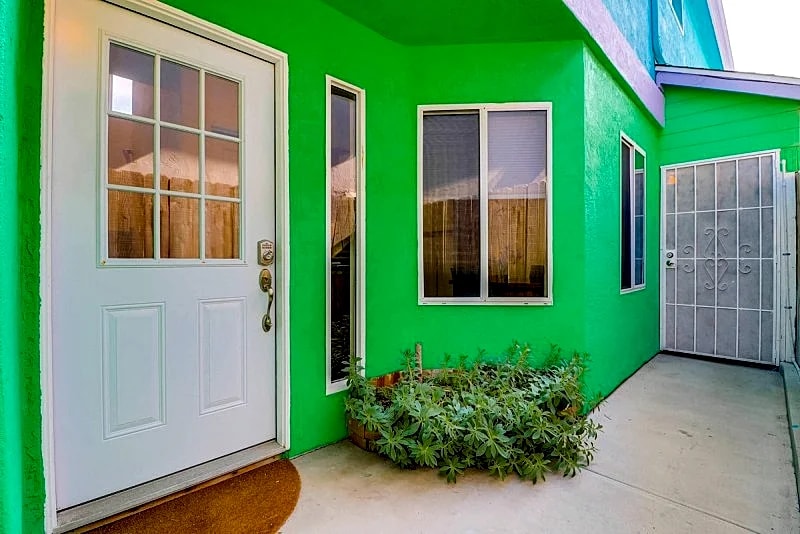 Discounted Rates - Ocean Beach Holiday getaway - enjoy the laid back beach townhouse in San Diego, California, United States — photo 2