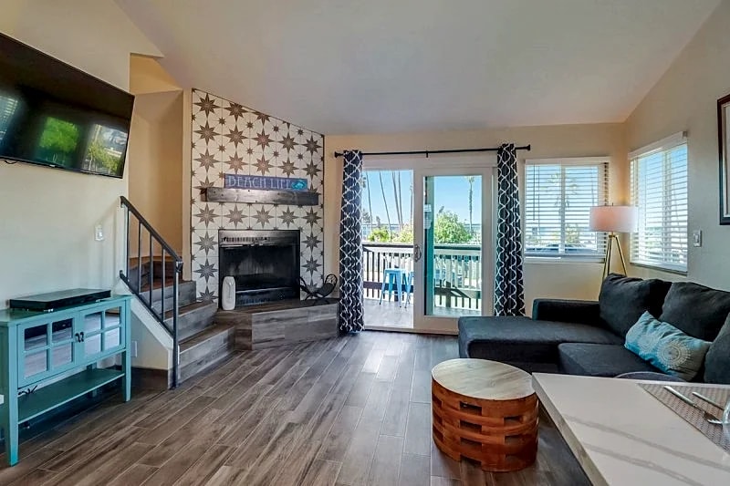 OB Loungin 2 - Dog-friendly townhome with a balcony and nearby beach access! in San Diego, California, United States — photo 5