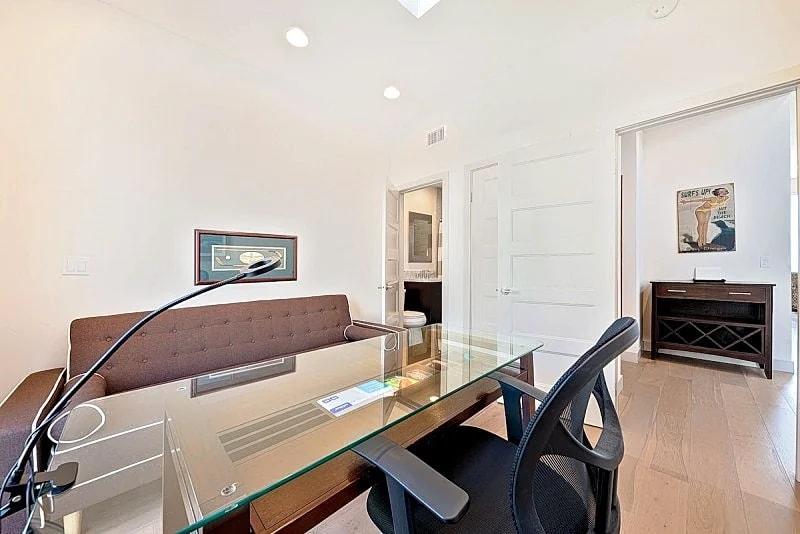 Chelsea House: Panoramic Ocean Views, Walk to Shops and Restaurants in San Diego, California, United States — photo 5