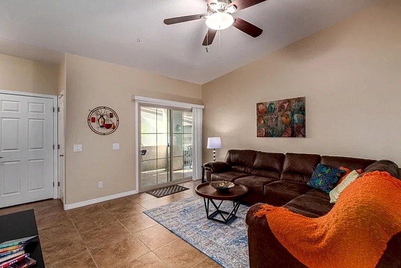 Executive Style Condo Mountain Views & Heated Pools in Mesa, Arizona, United States — photo 2