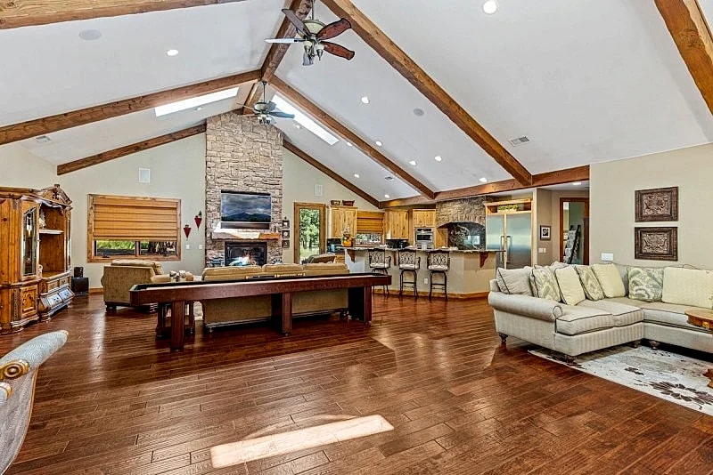 Unwind in Flagstaff's Finest Vacation Home! Don't Wait! in Flagstaff, Arizona, United States — photo 2