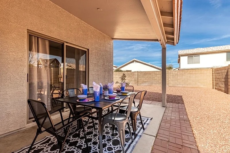 Peoria Perfect! Stadiums Within Minutes! Sleeps 6. Pet Friendly. in Phoenix, Arizona, United States — photo 4