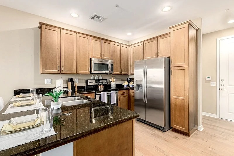 Luxury Condo in Ocotillo! Dining, Resort Pool, Spa, Gym and More! Walk to Everything! in Chandler, Arizona, United States — photo 4