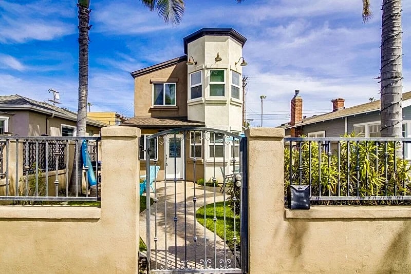 Fun In The Sun: Amazing Home in Ocean Beach. in San Diego, California, United States — photo 3