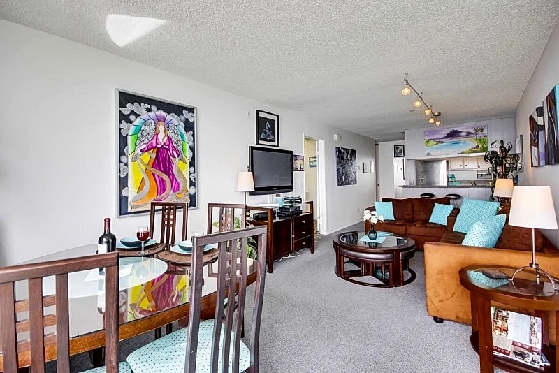 Beach View Condo in the heart of Pacific Beach! in San Diego, California, United States — photo 3