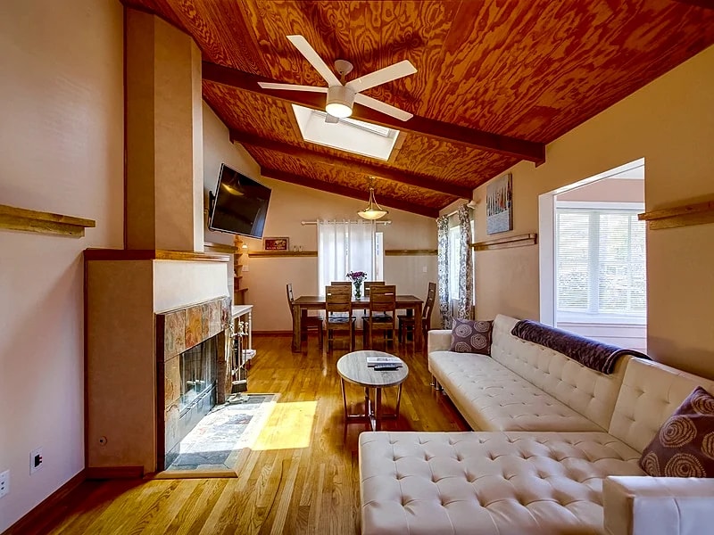 VIEW OB BEACH HOUSE DETAILS | SAN DIEGO VACATION RENTAL