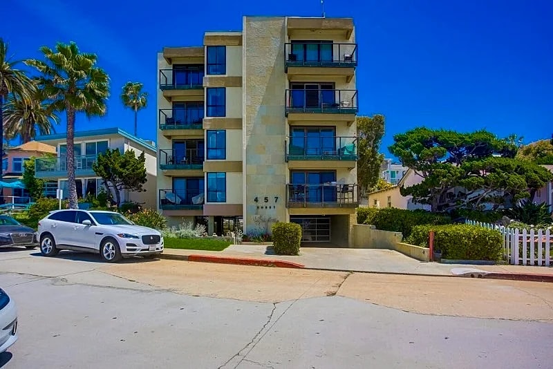 Perfect Sunsets: 2 Bedroom-2 Bath Condo with Unobstructed views of the Ocean in San Diego, California, United States — photo 3