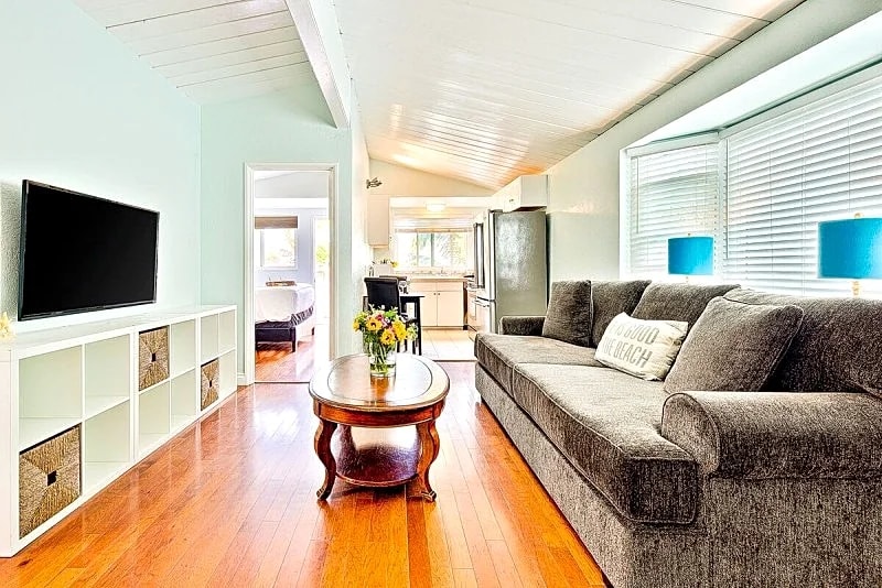 OB Pier #3 - Dog-friendly beach condo surrounded by restaurants in San Diego, California, United States — photo 3