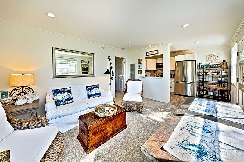 Chateau Bonair: Beautiful Condo steps to Windansea Beach in San Diego, California, United States — photo 4