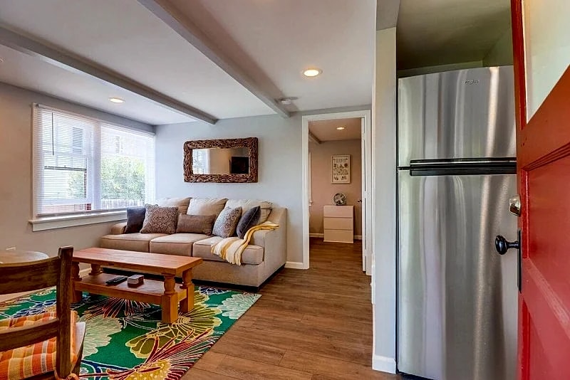 Bette's Bungalow: Perfect beach apartment, walking distance to Windansea Beach in San Diego, California, United States — photo 2