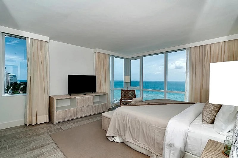 1 HOTEL & HOMES 919 in Miami Beach, Florida, United States — photo 3