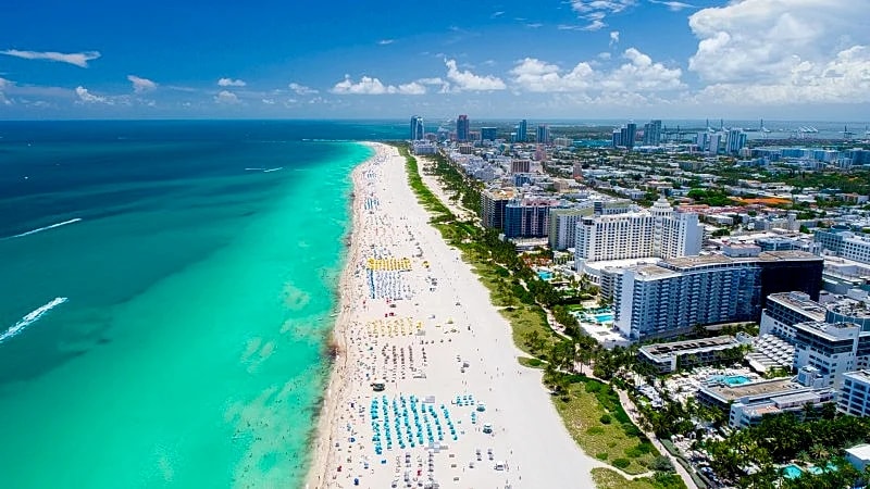 ARTECITY TH5 in Miami Beach, Florida, United States — photo 4