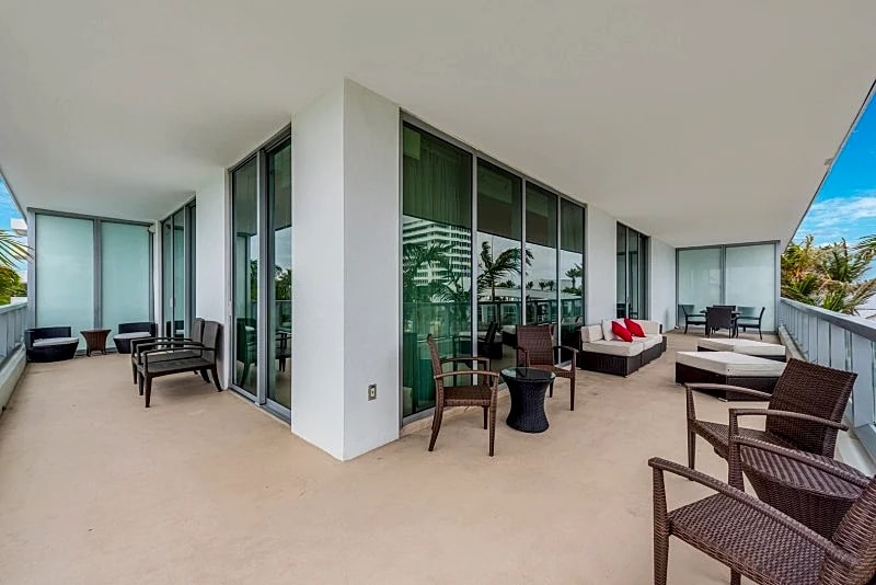 FONTAINEBLEAU 310 in Miami Beach, Florida, United States — photo 2