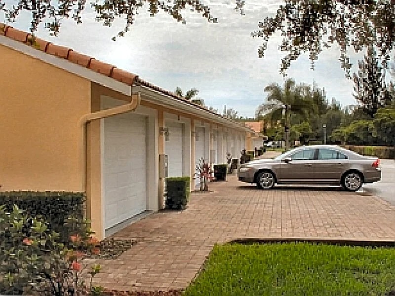 Marvelous lake view in southern direction | Naples Vacation Home in Naples, Florida, United States — photo 5