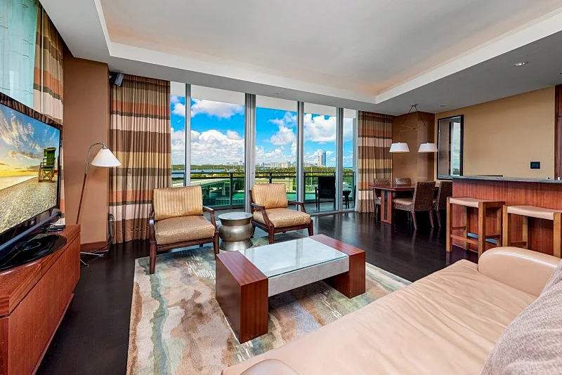 RITZ CARLTON 410