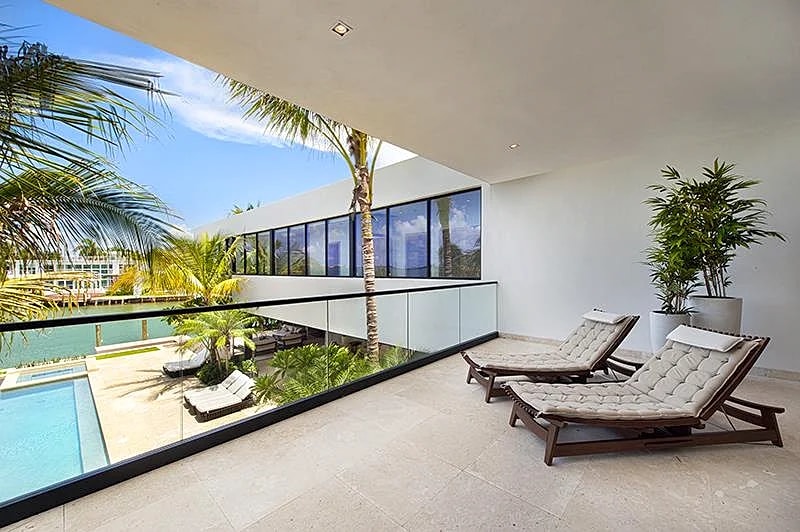 VILLA SAN REMO in Miami Beach, Florida, United States — photo 4