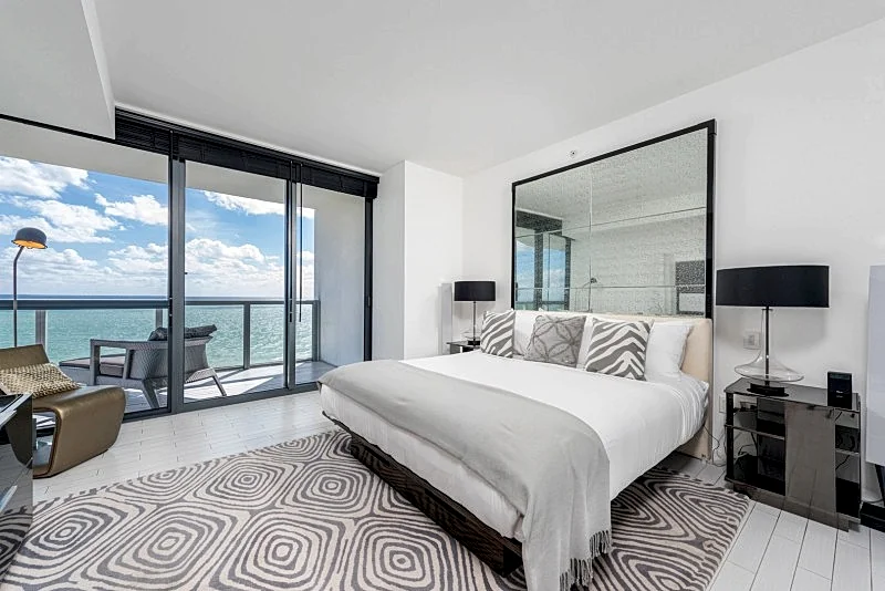 W SOUTH BEACH 1229