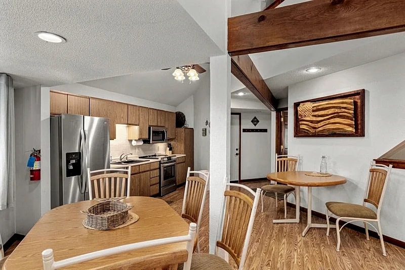 Holiday Shores 17 - Beautiful Villa with Resort Amenities! in Osage Beach, Missouri, United States — photo 4
