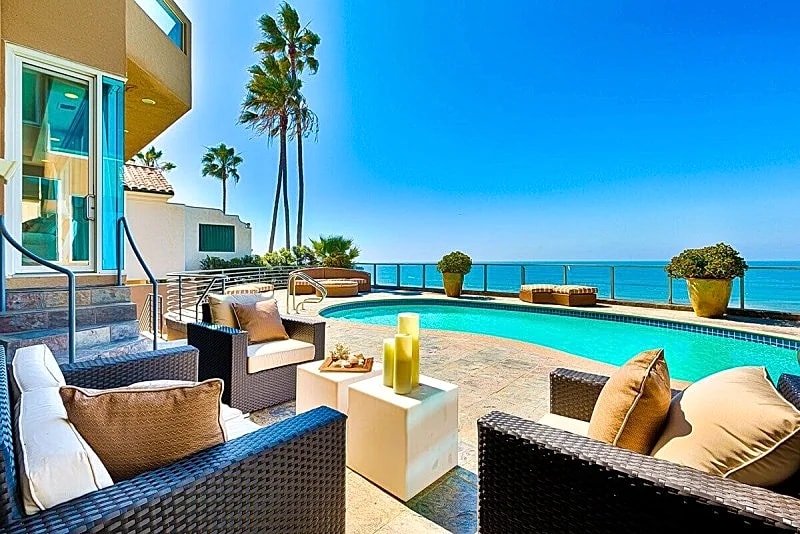 Oceanfront Beach, Pool, Hot Tub, Pickleball, Movie Theater, Elevator & Golf Cart in San Diego, California, United States — photo 5