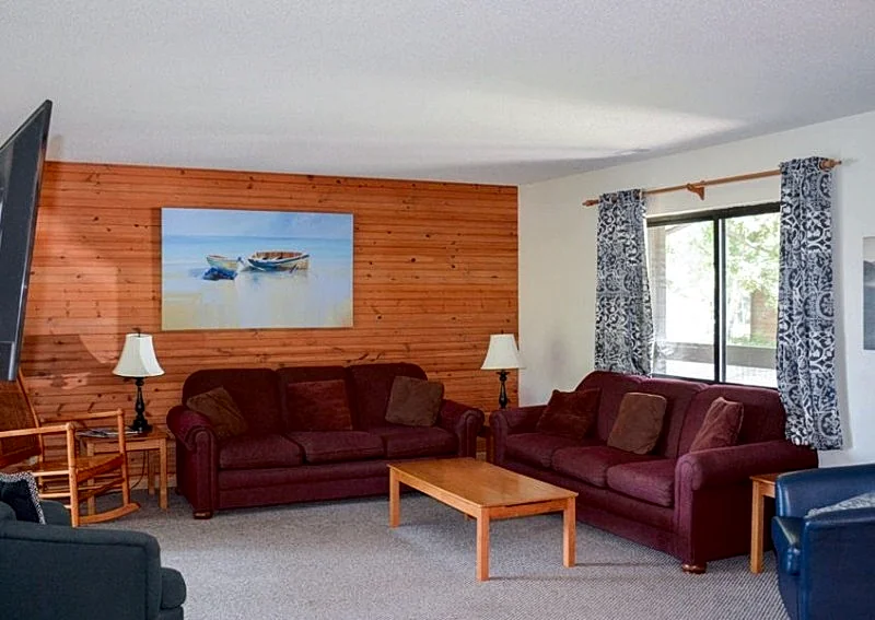 Lone Oak Point 37 - A Vintage Lake Vacation!