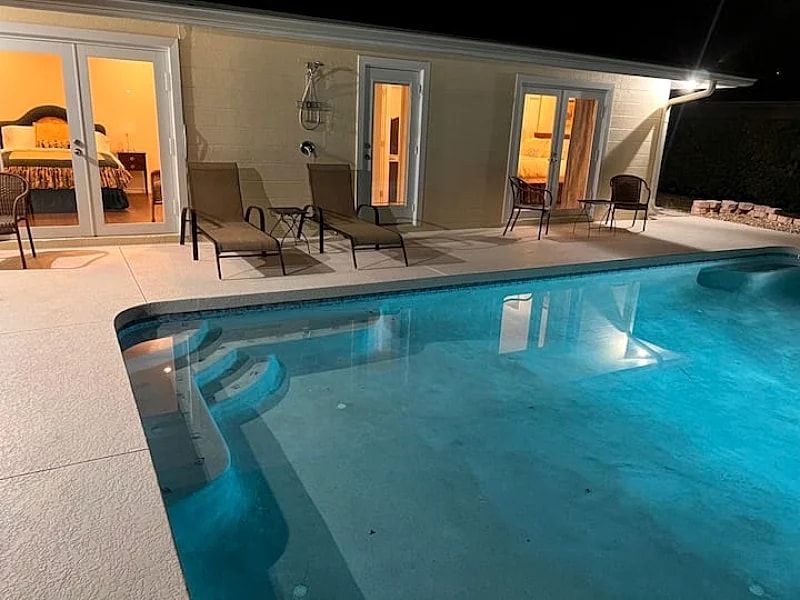 Charming Private Pool Villa hide away in the heart of Sarasota