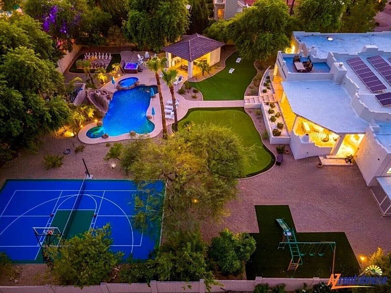 Private Paradise Resort with Waterslide+Pickleball+Putting Green+ Playset in Scottsdale, Arizona, United States — photo 3