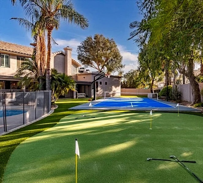 Palm Tree Paradise+Sportcourt+Putting Green+Tetherball+Game Room+Heated Pool & Spa in Scottsdale, Arizona, United States — photo 5