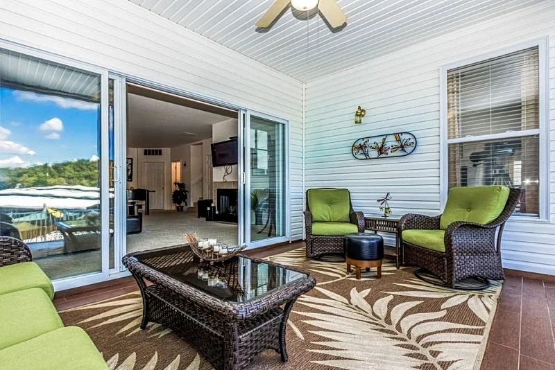 Newport 107-Four bedroom, waterfront condo located in Lake Ozark! in Lake Ozark, Missouri, United States — photo 5